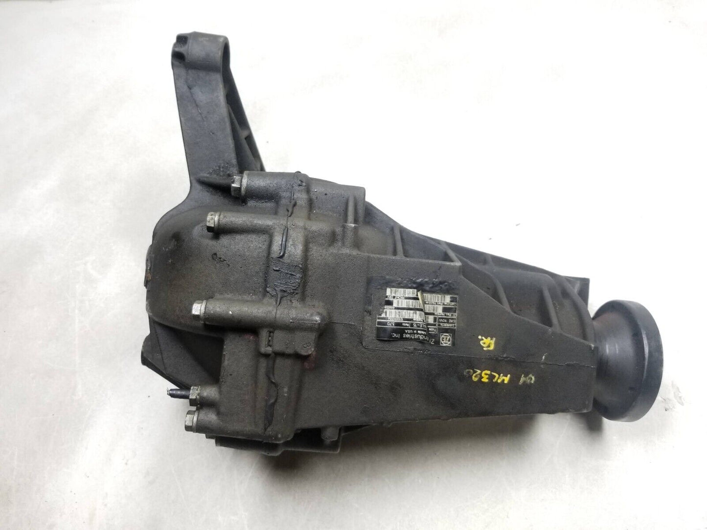1998 - 2005 Mercedes Ml320 Front Differential Carrier OEM