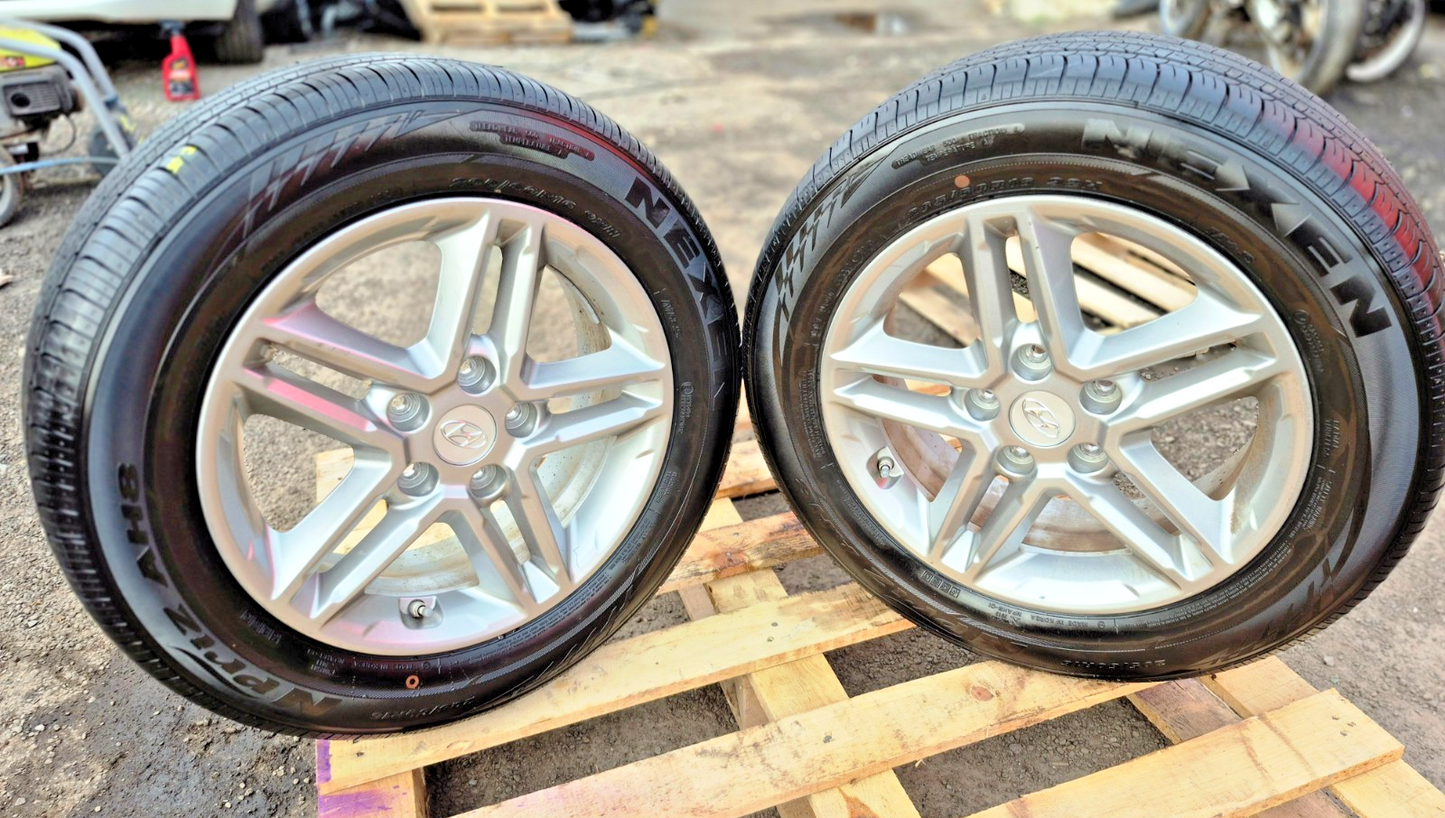 2019 Hyundai Kona Alloy Wheel Rim 16x6.5 & Tire 205/60r16 2pcs OEM