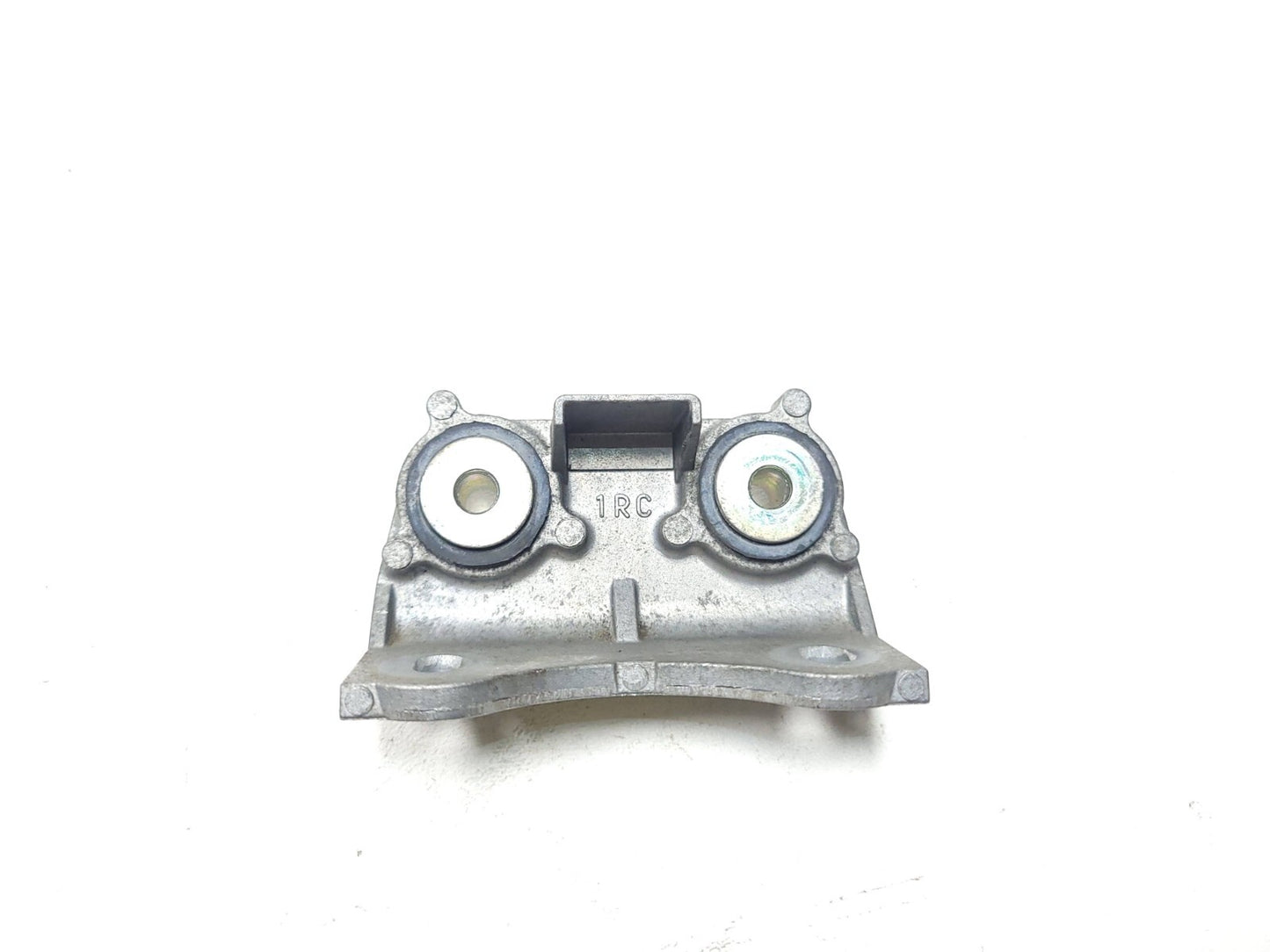 2014 - 2017 Yamaha Fz09 Fuel Tank Mount Stay Bracket OEM