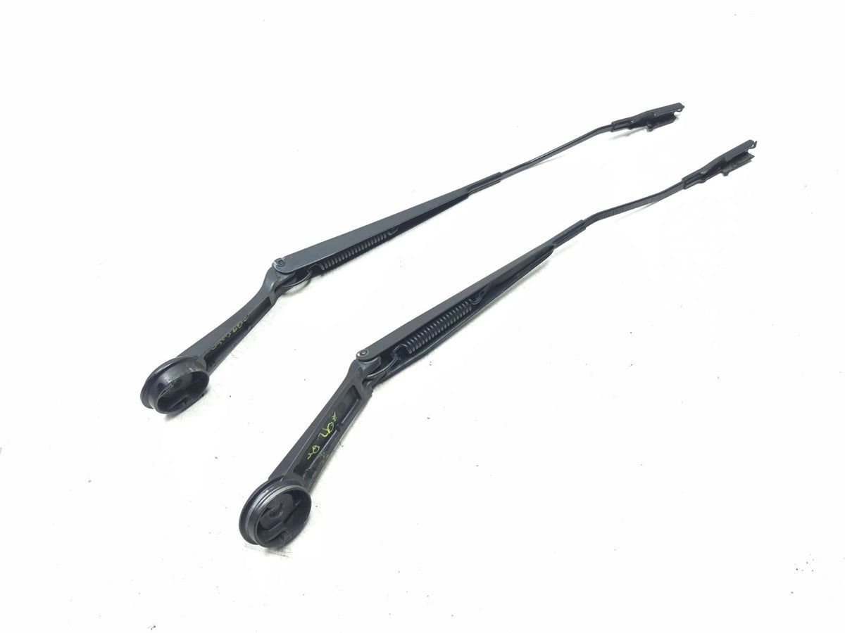 2013 Ford Focus St Windshield Wiper Arm Left & Right Cp9z-17527-a OEM