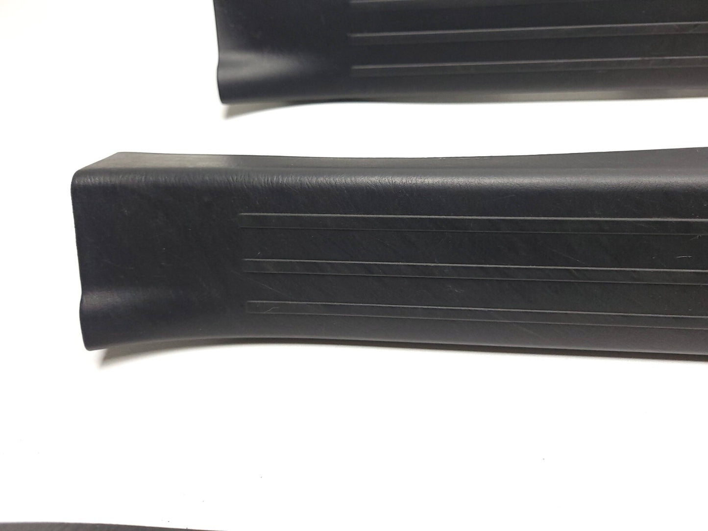 2007 - 2015 Mazda Cx-9 Door Scuff Plate Trim Front & Rear 8pcs OEM