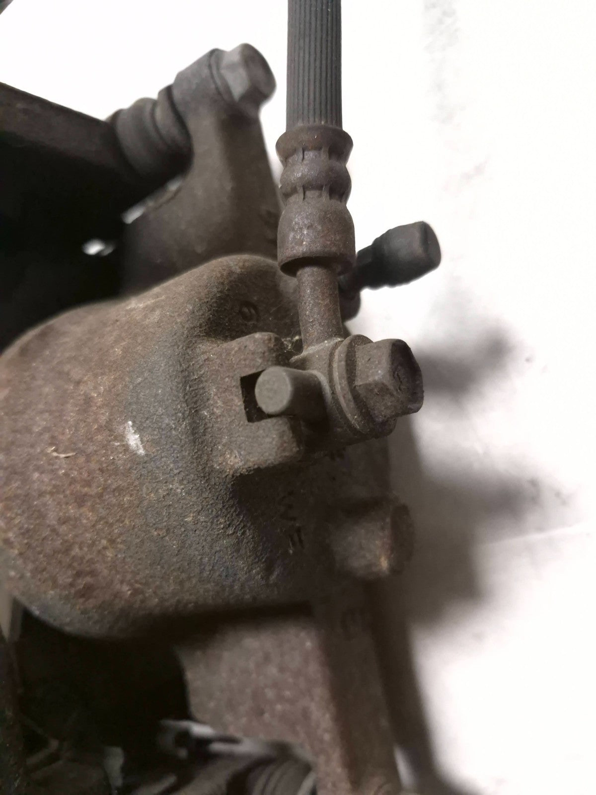 2010 Nissan Maxima Sv Front Brake Caliper 2pcs OEM