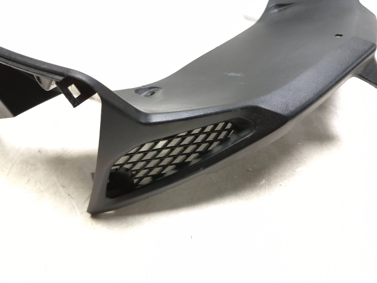 2002 Suzuki V-strom 1000 Dl1000 Under Headlight Cowl Fairing OEM