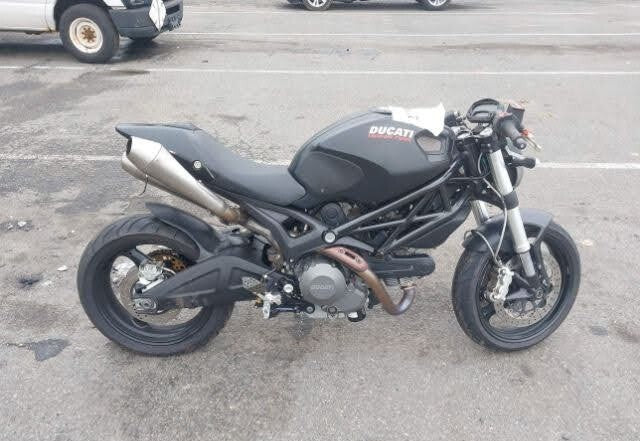 2011 Ducati Monster 696 Engine Motor OEM
