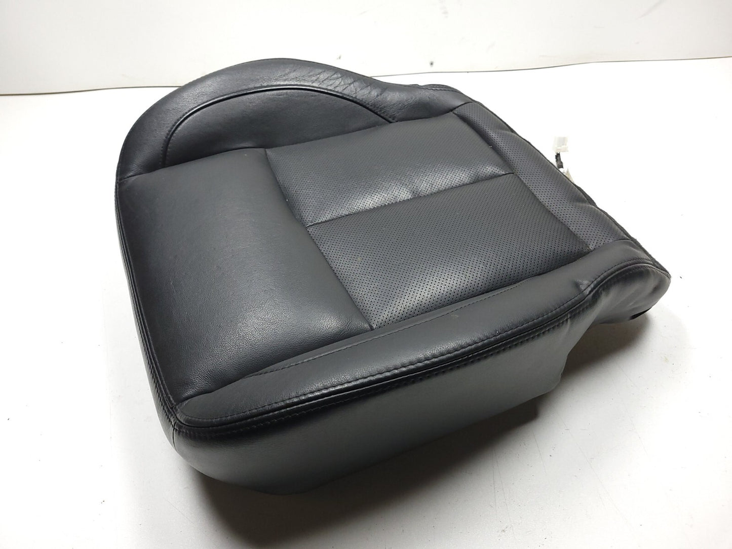 2004 - 2008 Nissan Maxima Front Seat Cushion Bottom Lower Passenger Right OEM