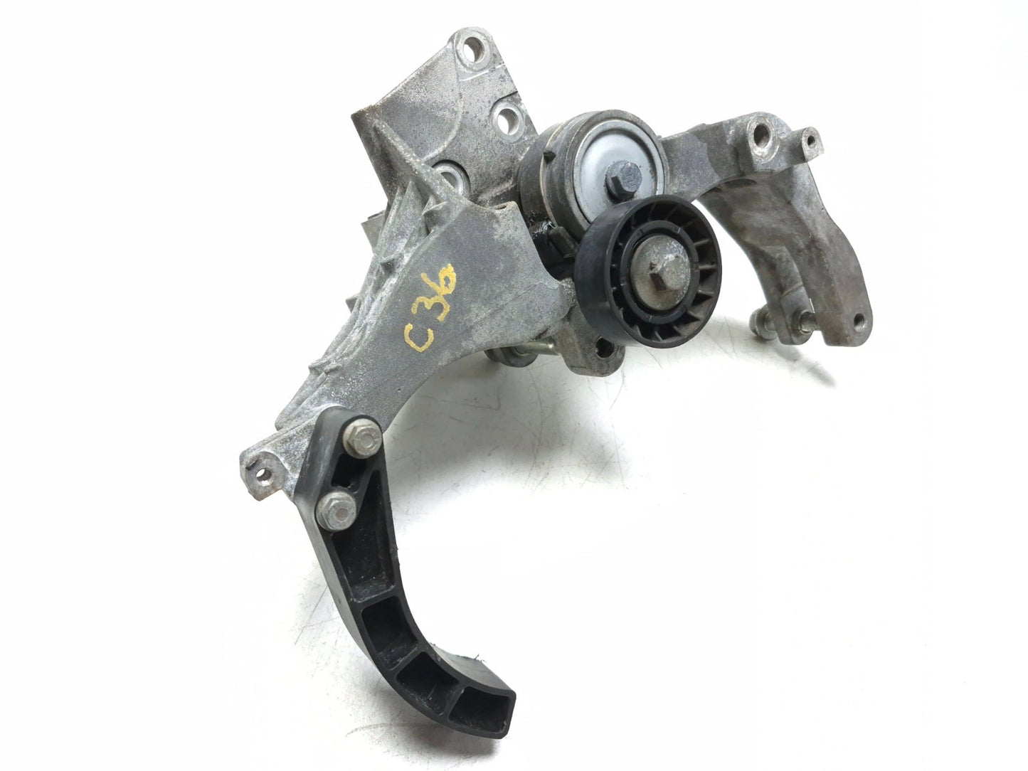 2014 Fiat 500l Ac Compressor Alternator Engine Bracket OEM