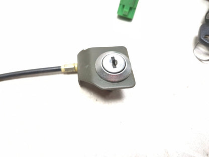 2006 Suzuki Gs 500fk Lock Ignition Switch & Lock Fuel Cap Set OEM