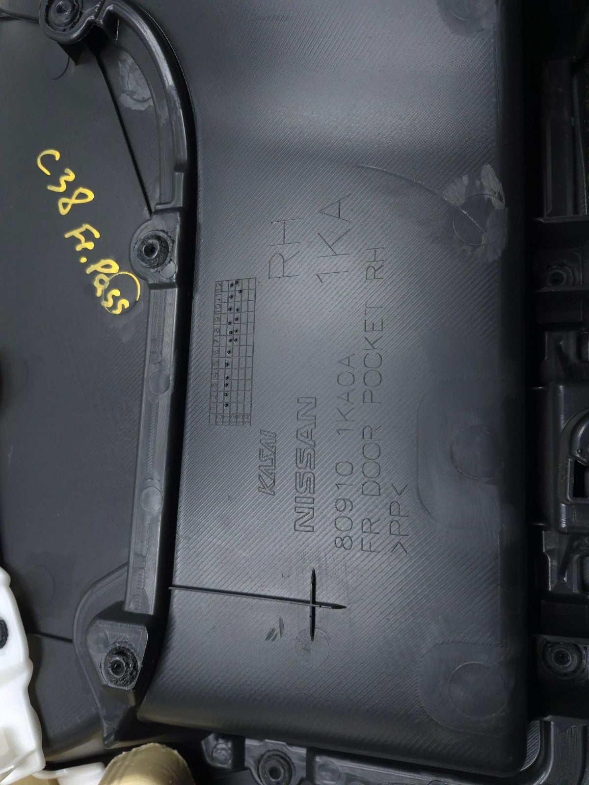 2015 Nissan Juke Door Panel Trim Front Passenger Side Right OEM