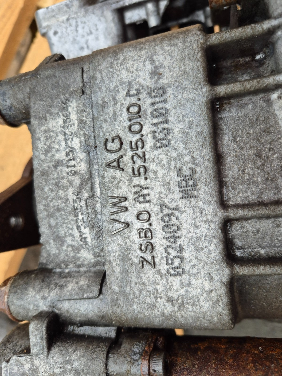 2011 Volkswagen Tiguan Rear Carrier Differential OEM