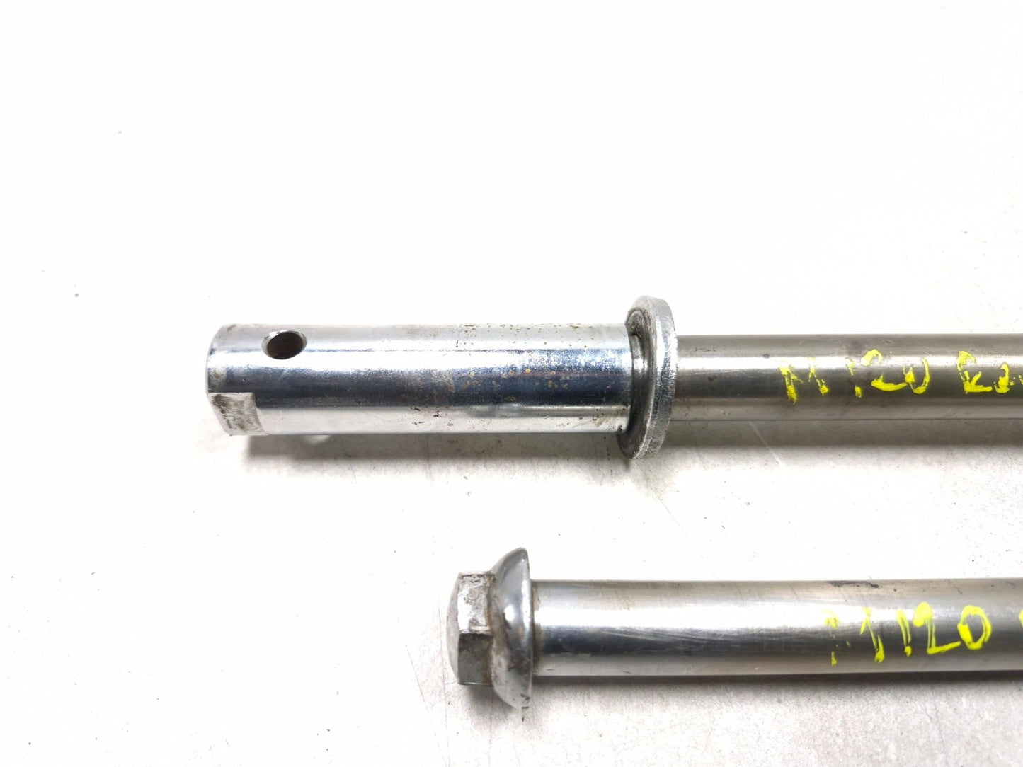 1994 Yamaha Virago Xv1100 Rear & Front Wheel Axle Pair OEM