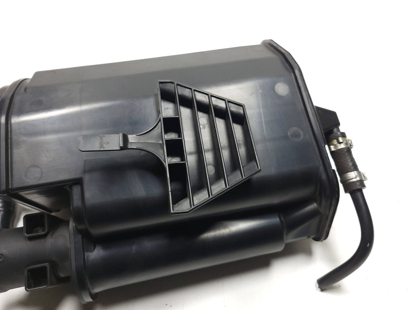 15-20 Mercedes C300 W205 Fuel Vapor Canister A2054700559 OEM
