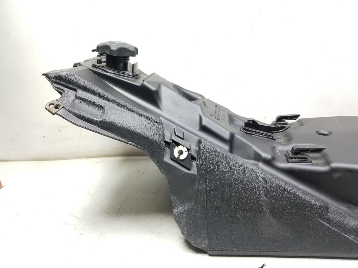 16-19 Ski-doo Renegade 900 Enduro Ace Fuel Tank Oem✅