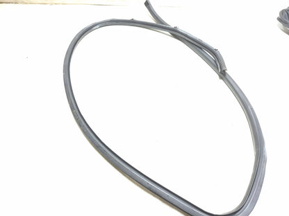 2009 Lexus IS250 Front Door Weatherstrip Seal Left & Right 4pcs OEM