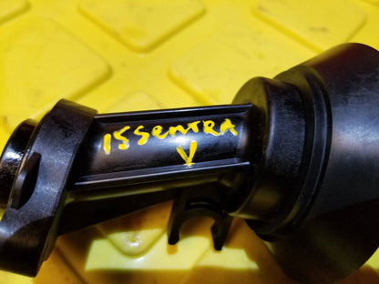 13 - 16 Nissan Sentra Engine Oil Filler Neck W/ Cap 1.8l OEM