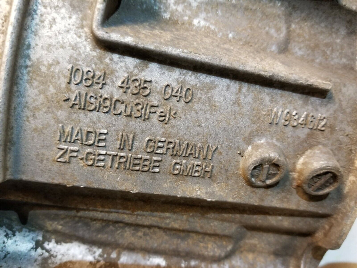 08 09 10 11 Audi A5 Automatic Transmission Bell Housing 6hp-28 3.2l OEM