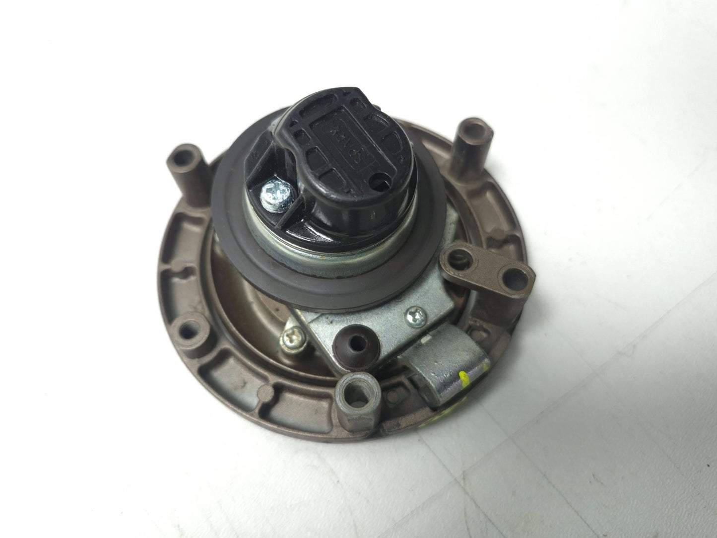 2018 Husqvarna Svartpilen 401 Fuel Tank Cap & Seat Lock * No Key * OEM