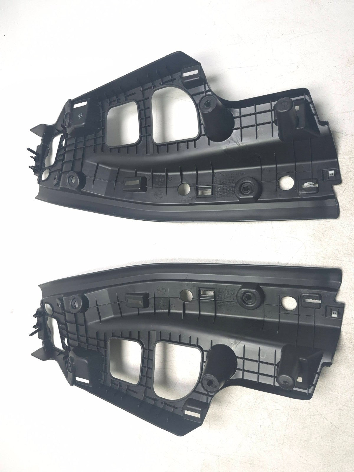 2024 Alfa Romeo Stelvio Rear Seat Bolster Support Bracket Left & Right OEM