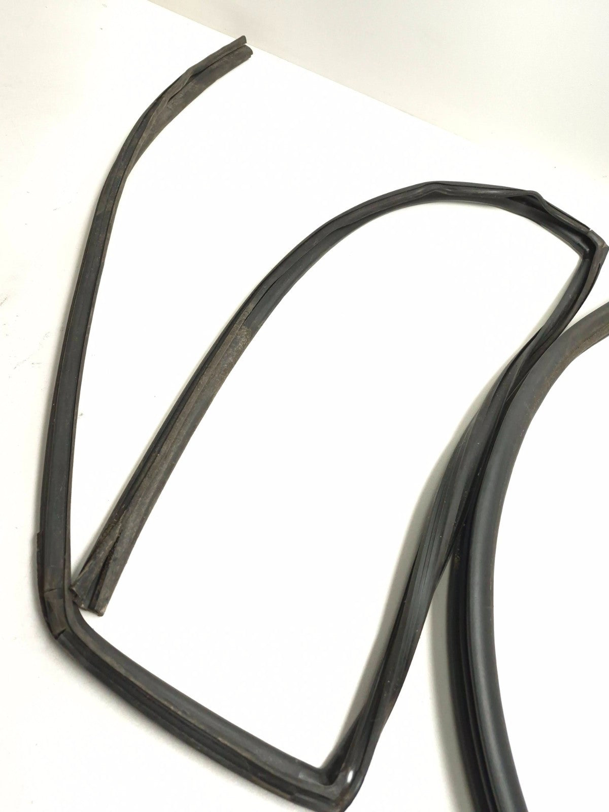2007 Honda Fit Rear Door Weatherstrip Seal Driver Side Left 4pcs OEM