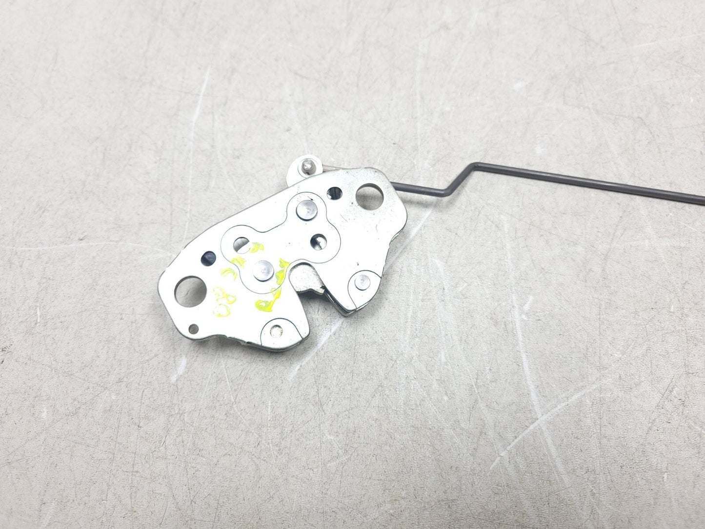 07 - 13 Suzuki Sx4 Hatchback Rear Seat Backrest Lock Latch Left & Right  OEM