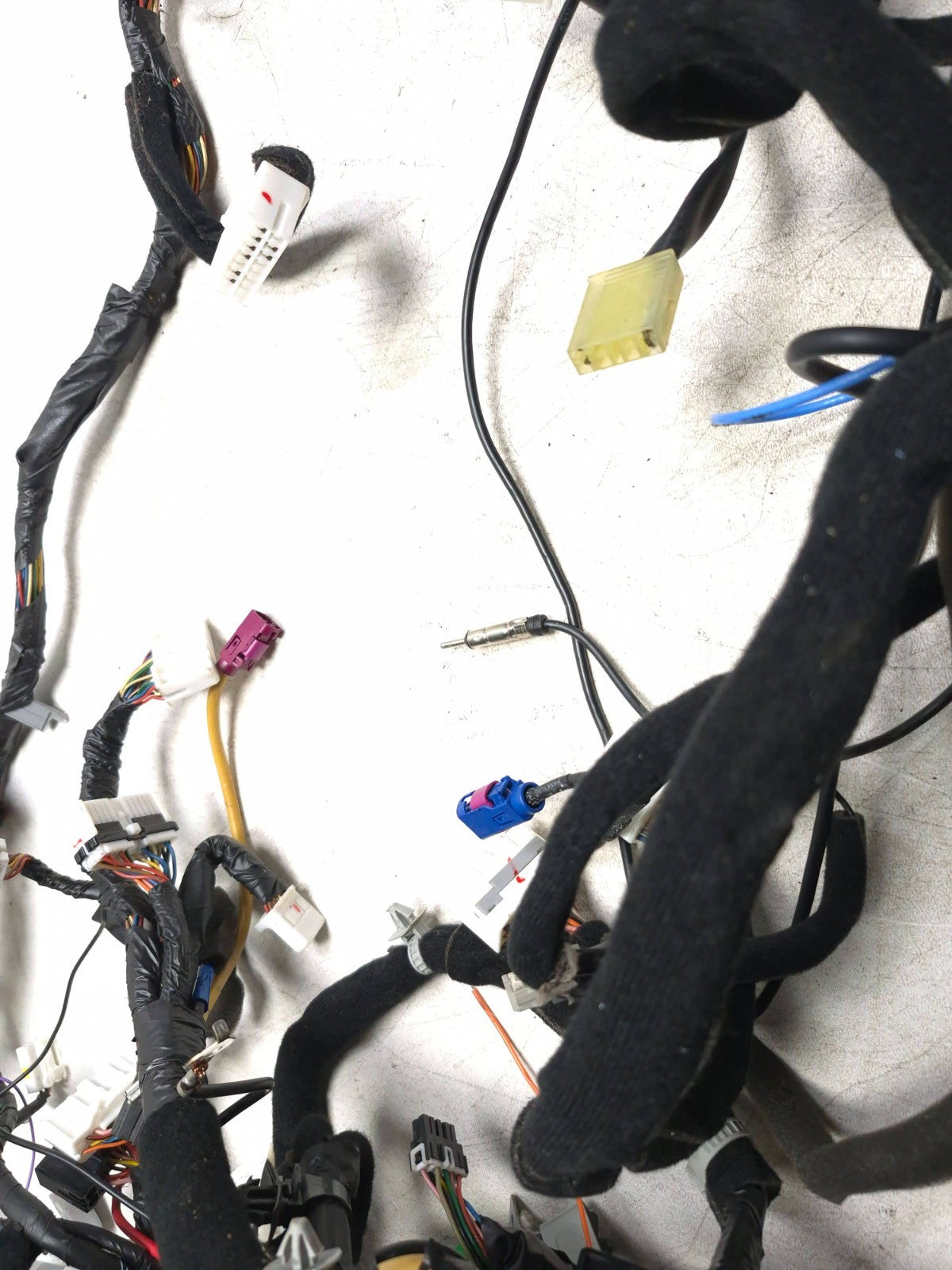 2013 Hyundai Genesis Coupe Dashboard Instrument Panel Wiring Harness OEM