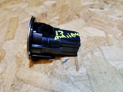 16 17 18 19 Chevrolet Malibu Engine Start / Stop Ignition Button  23122462 OEM
