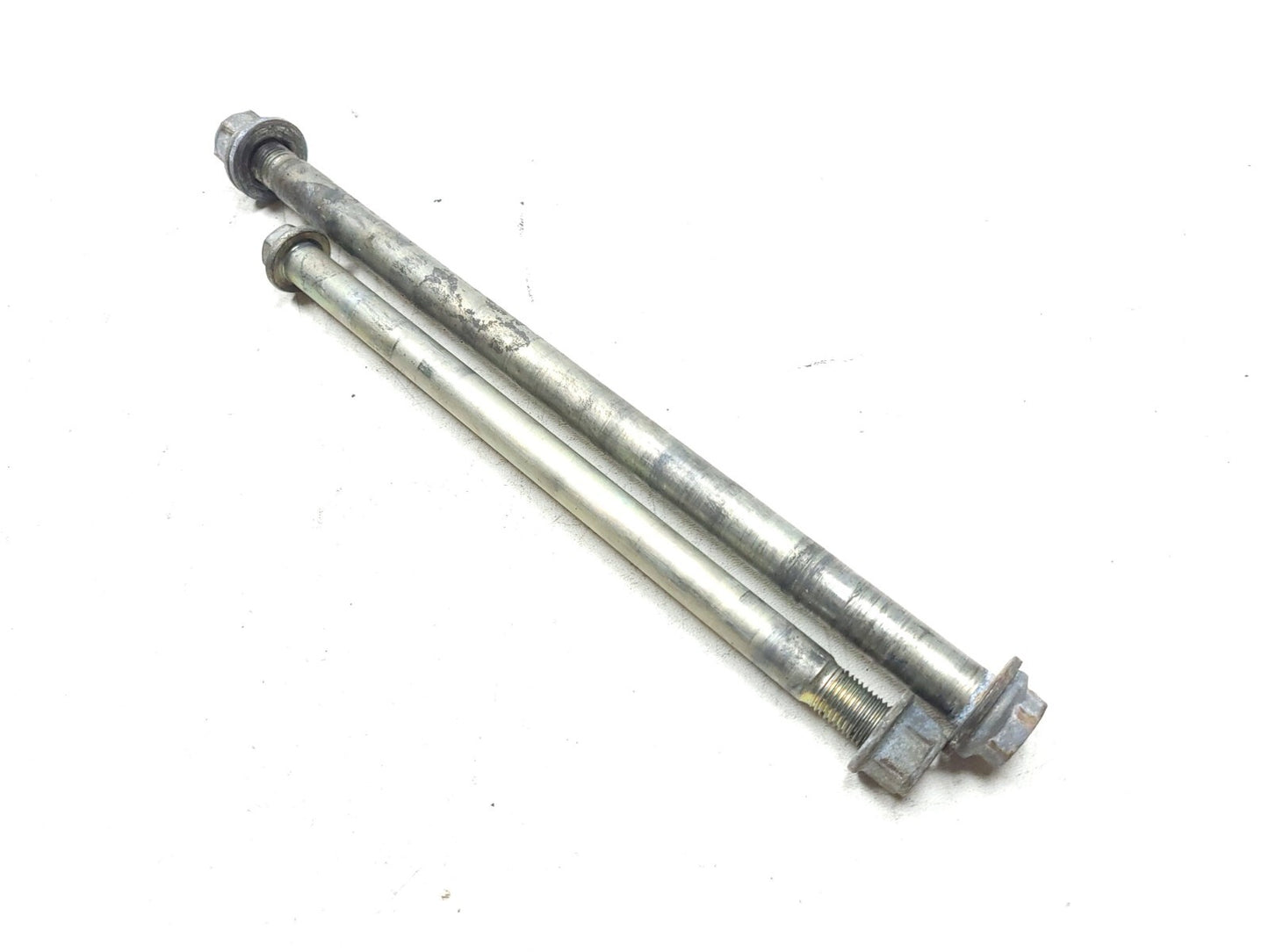 2015 - 2018 Yamaha Yzf-r3 Yzfr3 Rear Axle & Pivot Bolt OEM