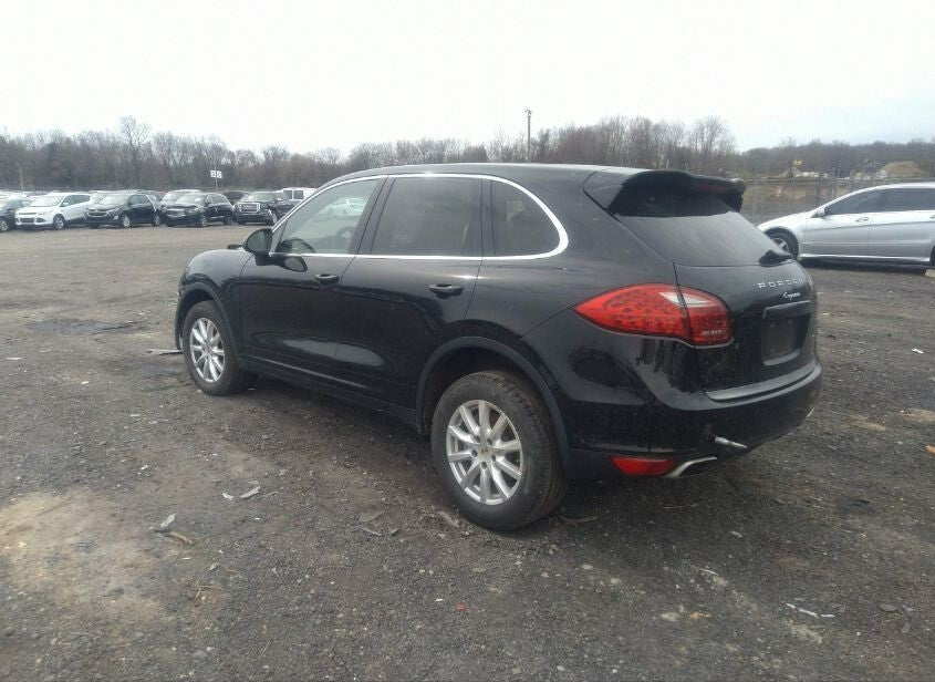 2013 Porsche Cayenne Rear Bumper Cover ( Paint : A1a1 ) OEM ✅