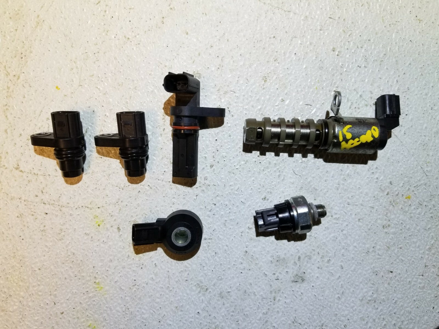 2015 Honda Accord Crankshaft Knock Oil Sensor 6pcs OEM