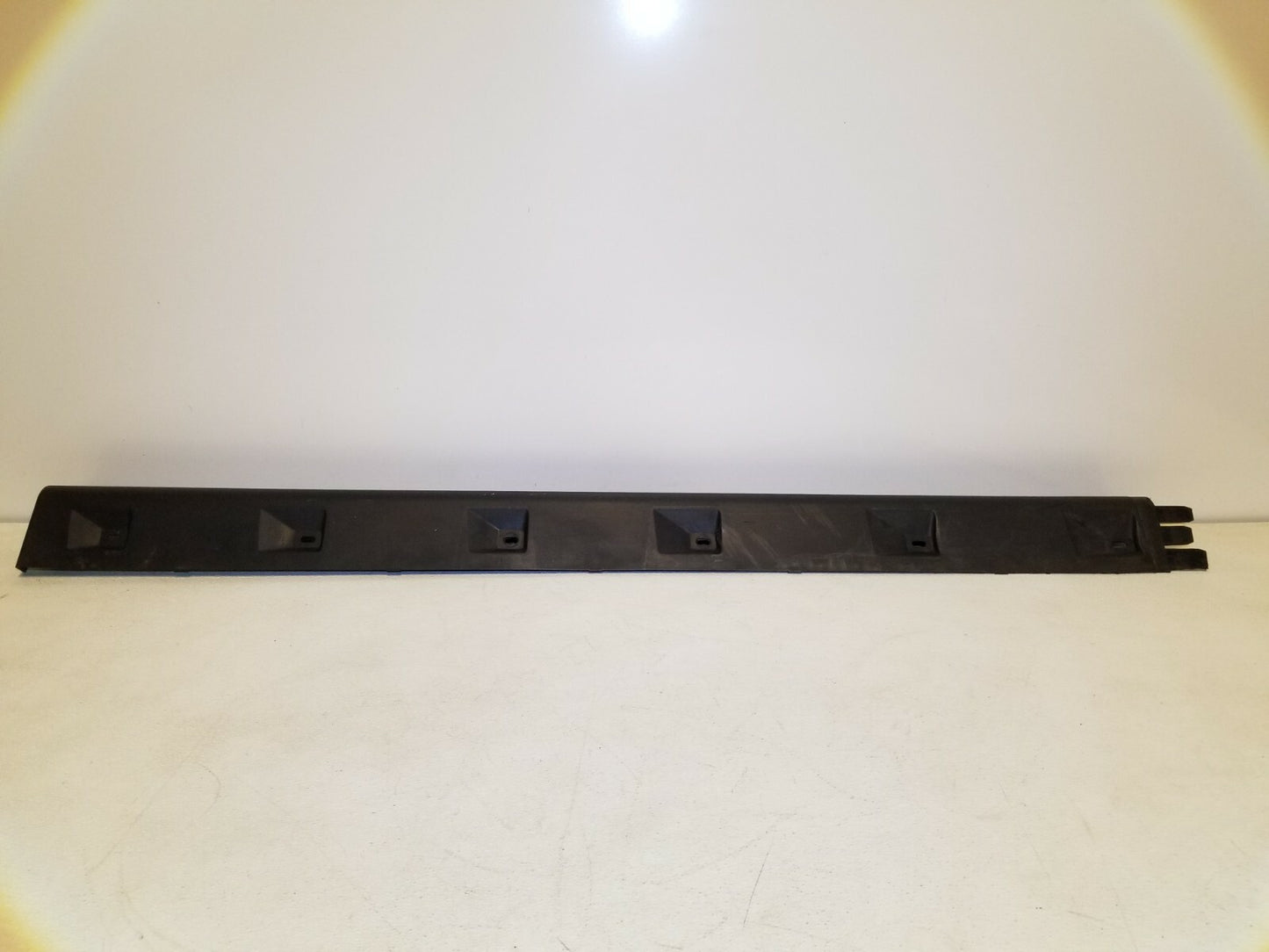 2009 Range Rover Sport Rocker Panel Skirt Molding Right Passenger Side OEM