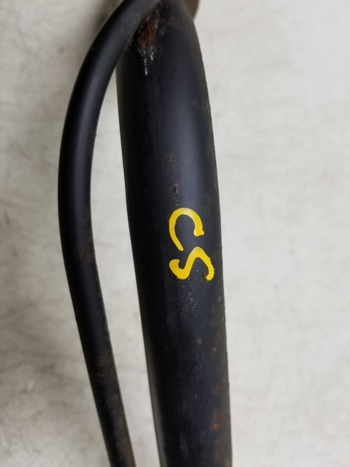 2010 Dodge Caliber Sxt Fuel Tank Filler Neck Hose pipe OEM