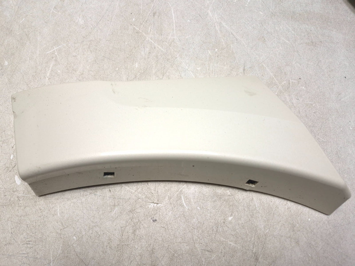 2008 Lincoln Navigator Rear Quarter Body Trim Molding Left & Right OEM