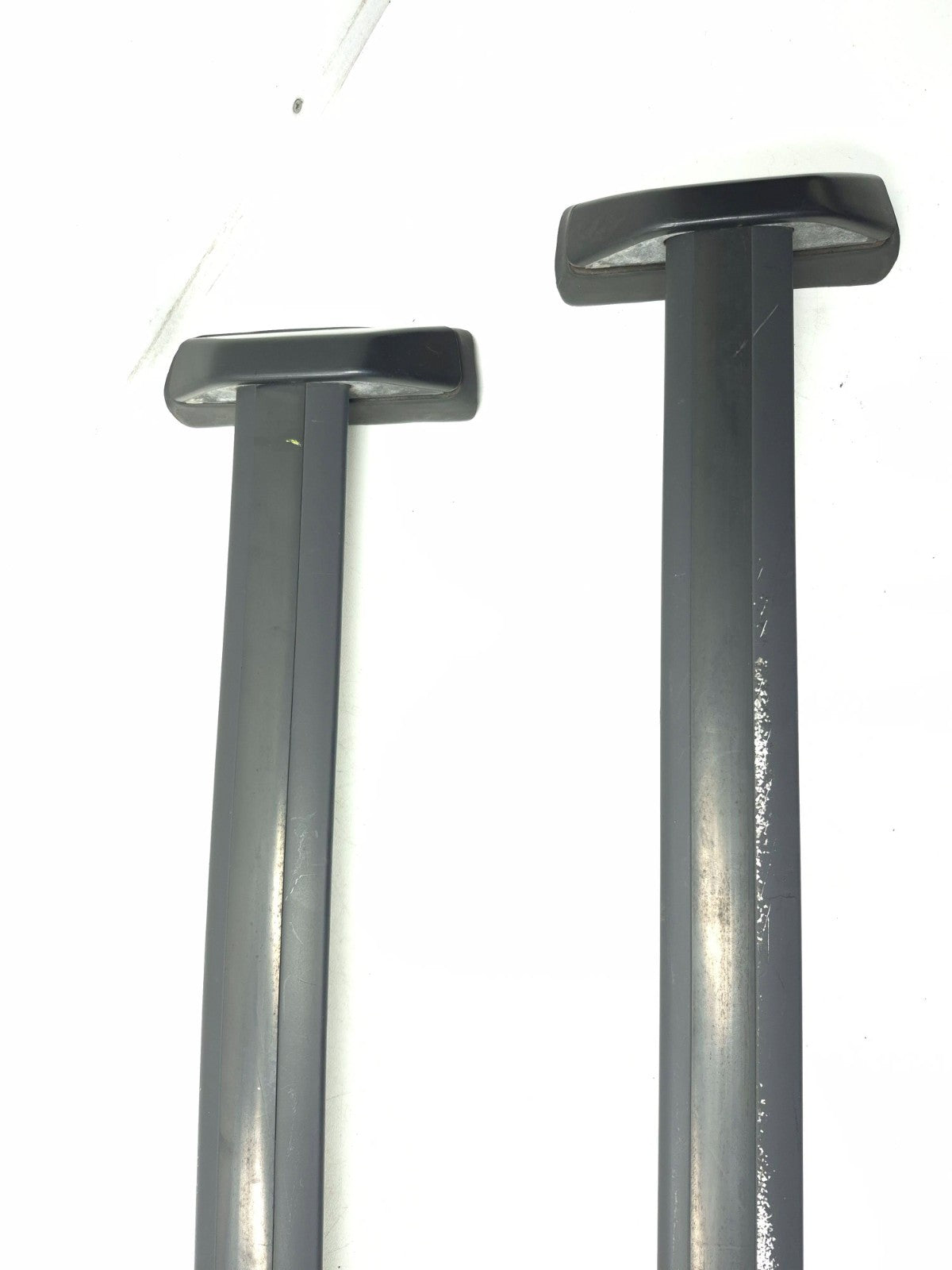 2004 - 2006 Honda Cr-v Roof Rack Luggage Cross Bar 2pcs OEM
