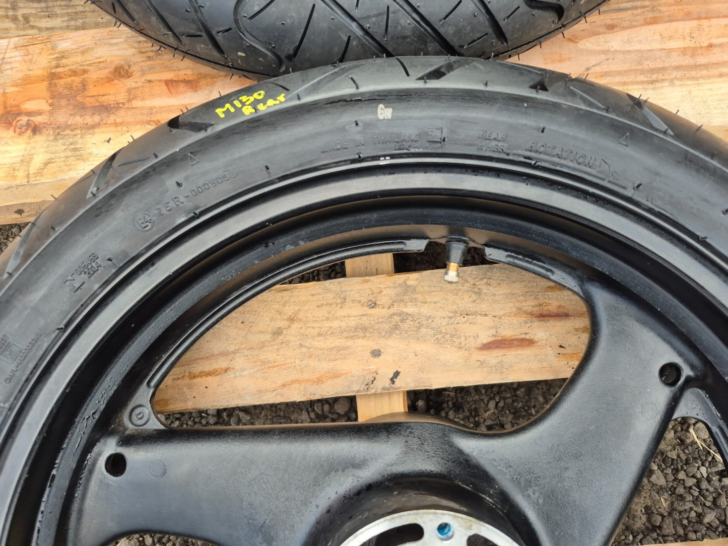 2006 Suzuki Gs500 Wheel Rim W/ Tire Rear & Front Pair R17 OEM