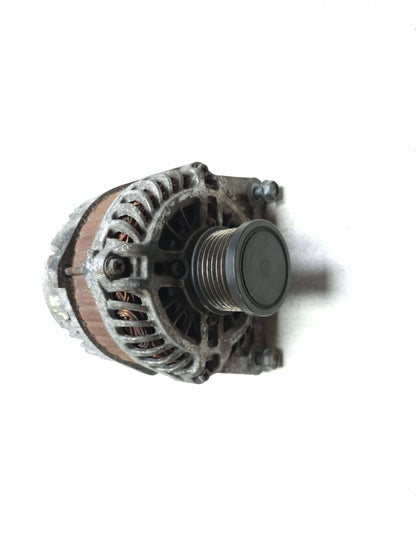 2015 Nissan Juke Alternator  Generator OEM
