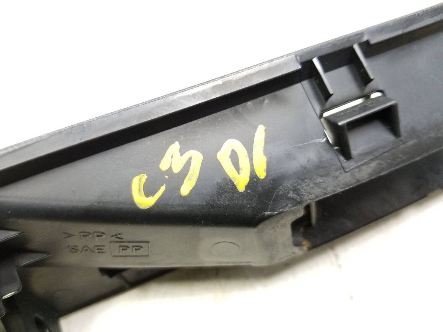 08-13 Infiniti G37 Dash Upper Defroster Air Vent OEM **sedan**