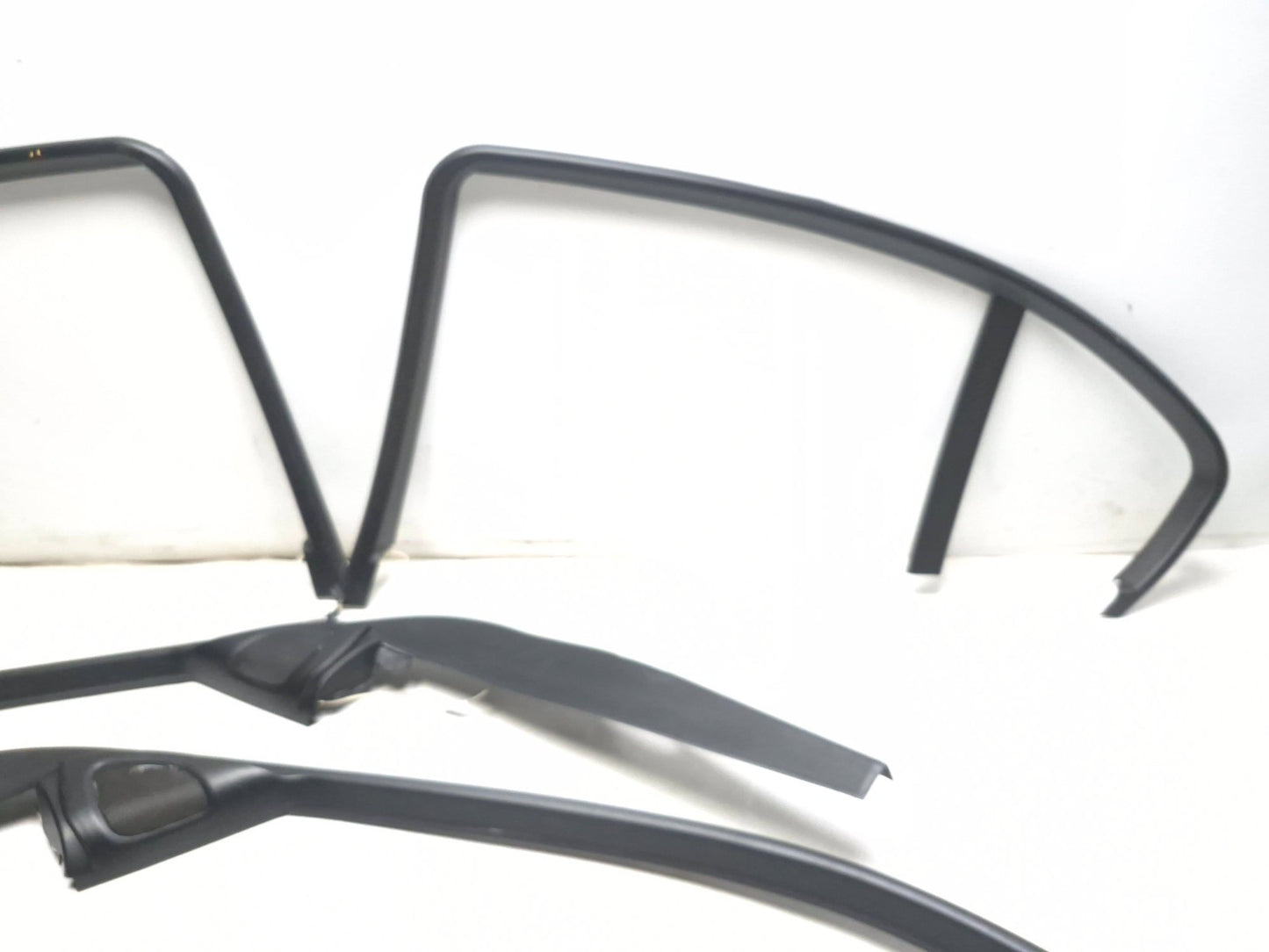 2005 BMW 325i Door Window Frame Trim 4pcs OEM