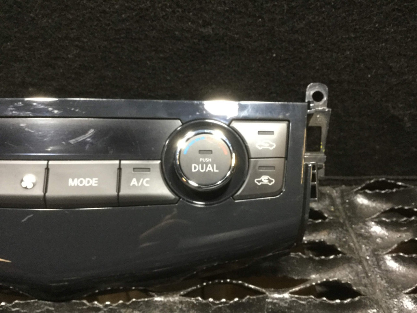 13 14 15 Nissan Altima Climate Control Panel Temp A/c Heater Switch OEM N39 2k