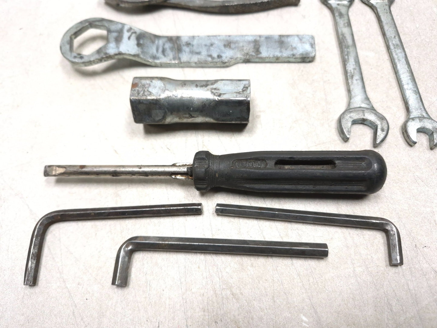 1994 Yamaha Virago Xv1100 Tool Set OEM
