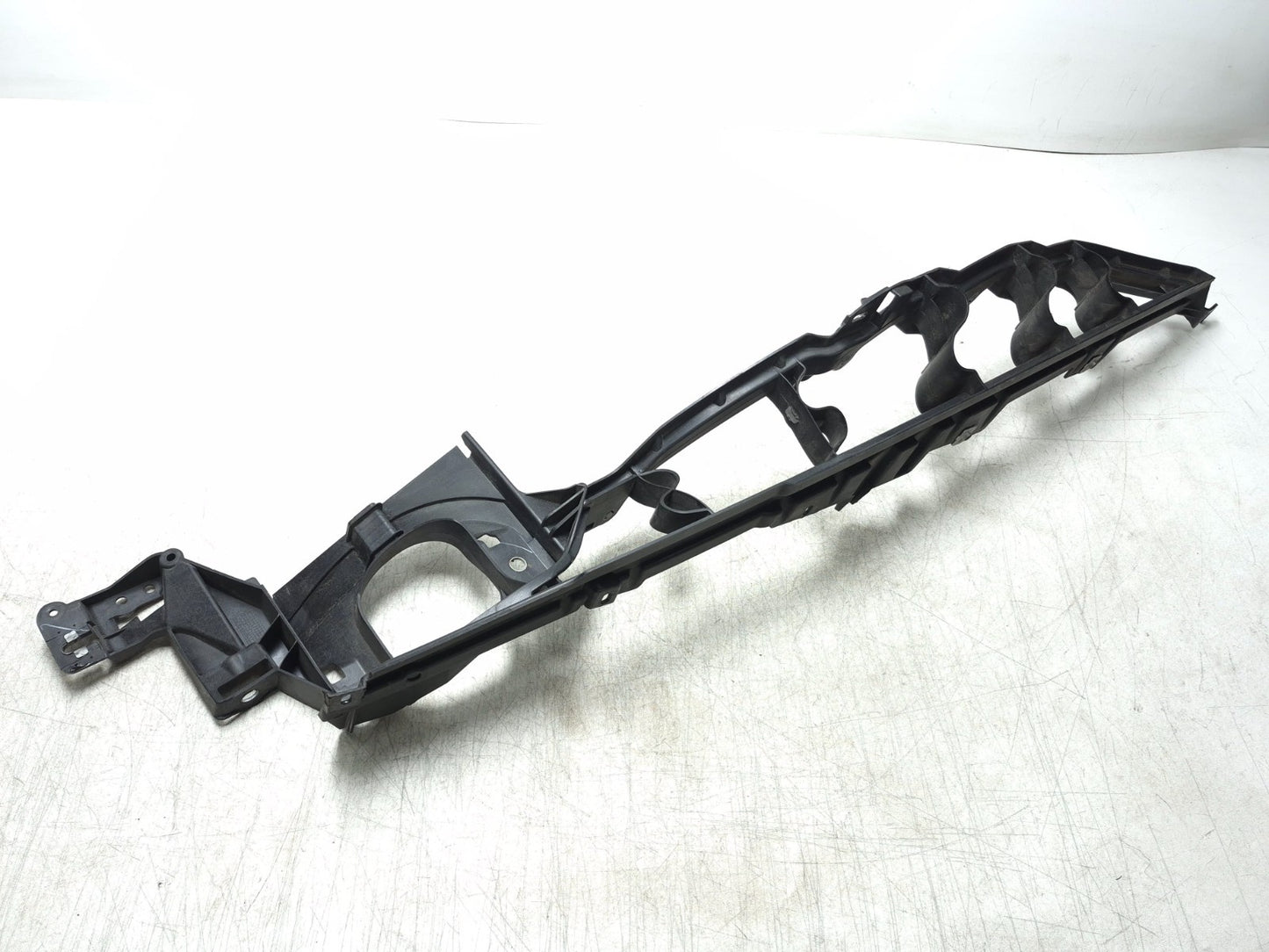 2008 BMW X6 E71 Front Fender Support Mount Bracket Left & Right OEM