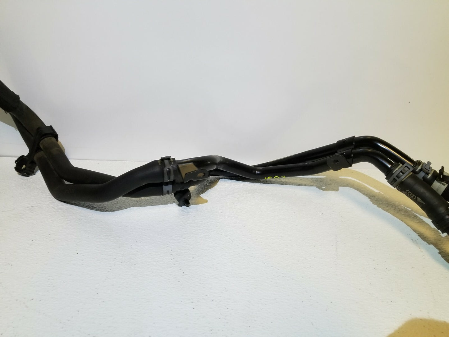 2015 Audi Q7 3.0l Coolant Hose Line Pipe OEM