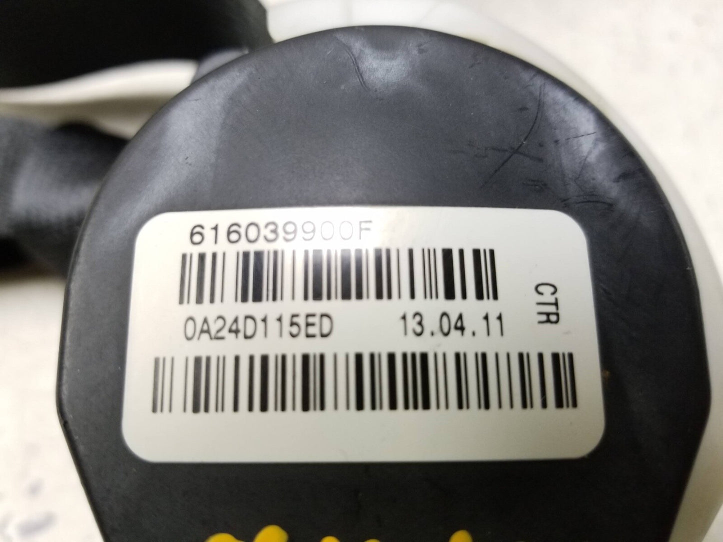 2010 - 2016 Cadillac SRX Rear Seat Belt Retractor Right & Center OEM