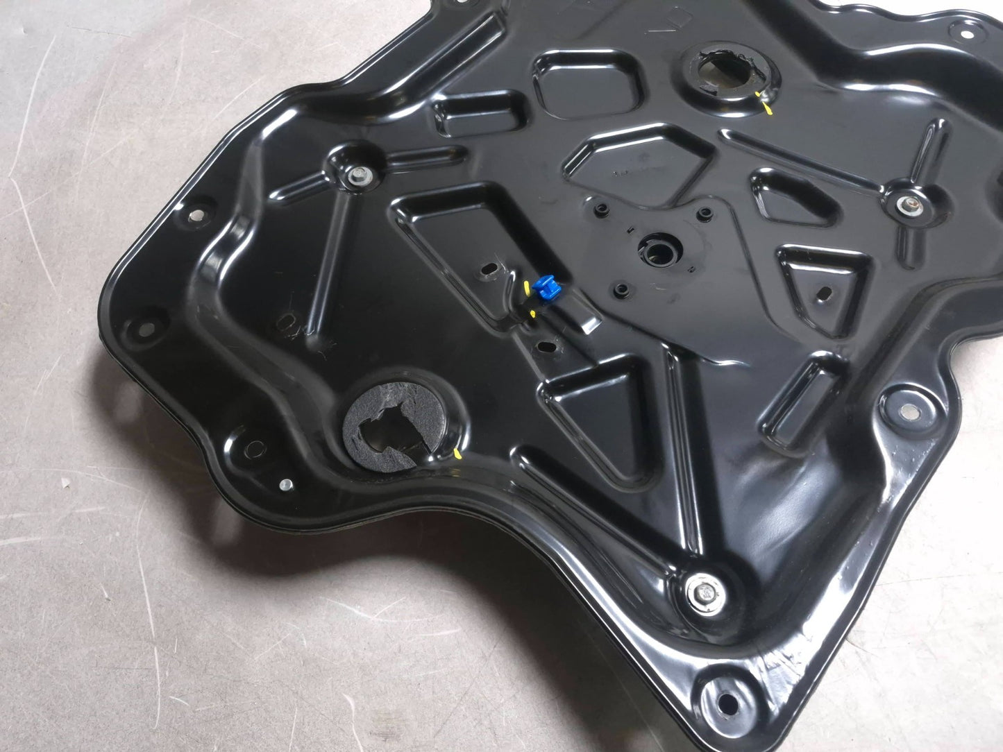 2010 Nissan Maxima Sv Front Passenger Base Door Module Panel W/ Window Lift OEM