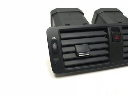 2012 Volvo C30 Dash Center Air Vent 1057110 OEM