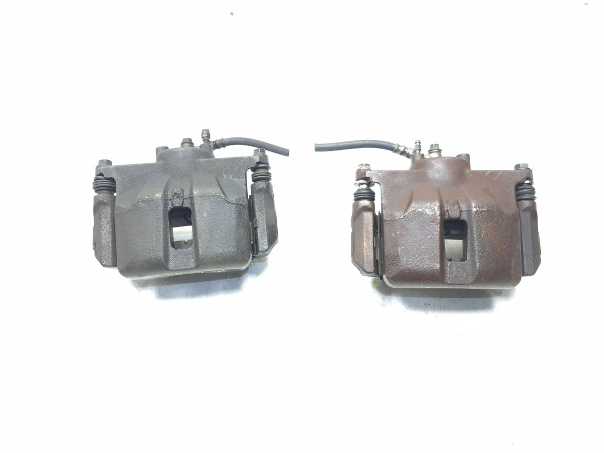 2009 Nissan Maxima Front Brake Caliper Left & Right OEM
