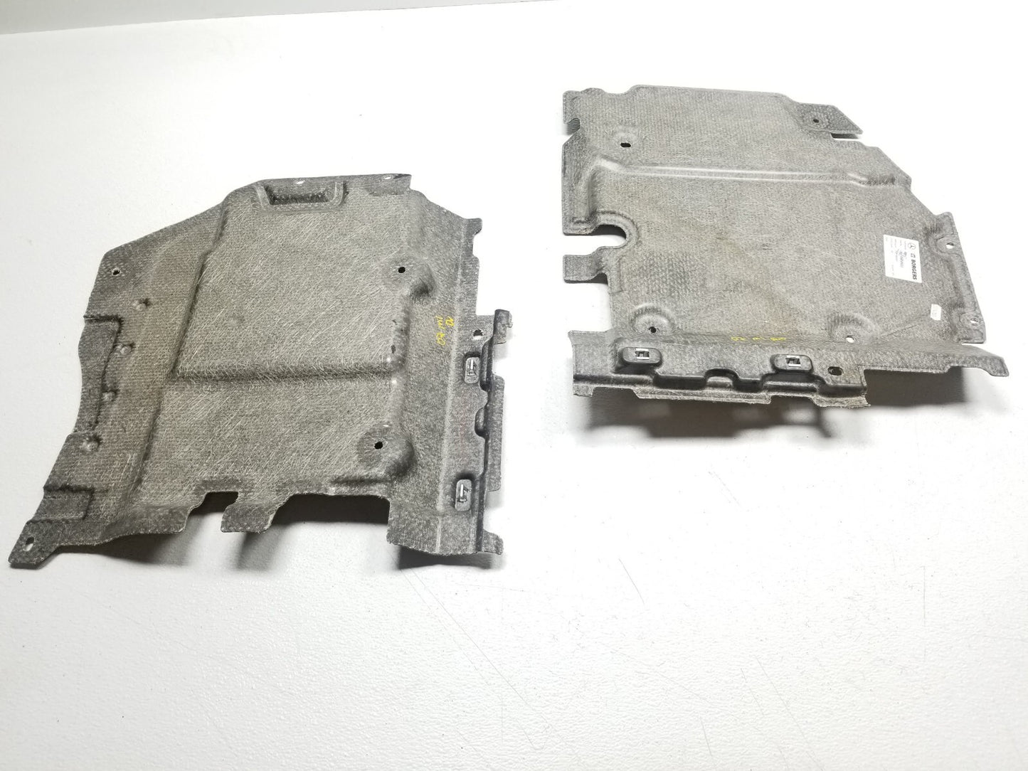 2007 Mercedes Ml500 Front Floor Panel Cover Tray Left & Right OEM