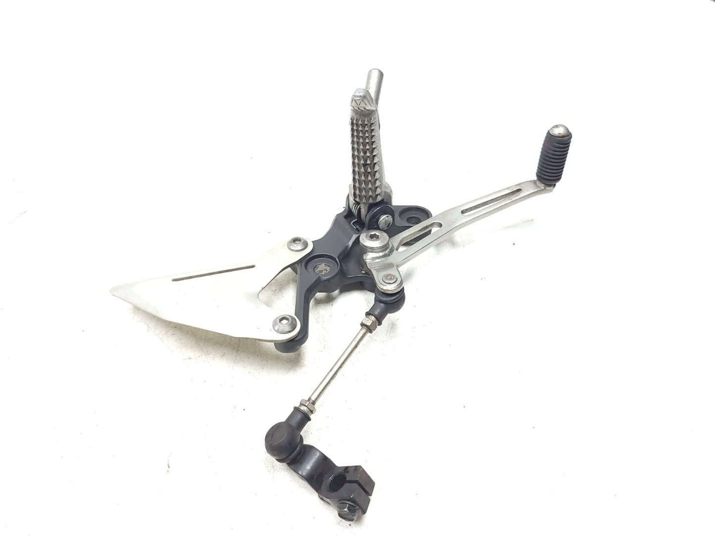 19 - 23 Kawasaki Z400 Er400 Left Side Foot Peg Front Rear Pair OEM