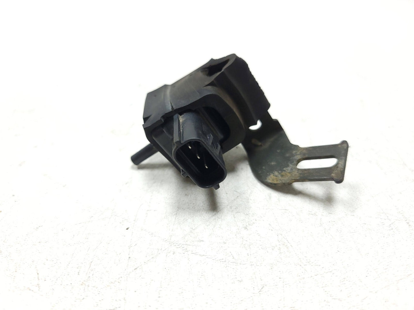 2006 - 2013 Suzuki Boulevard C50 Vl800 Resistor Regulator Relay  OEM