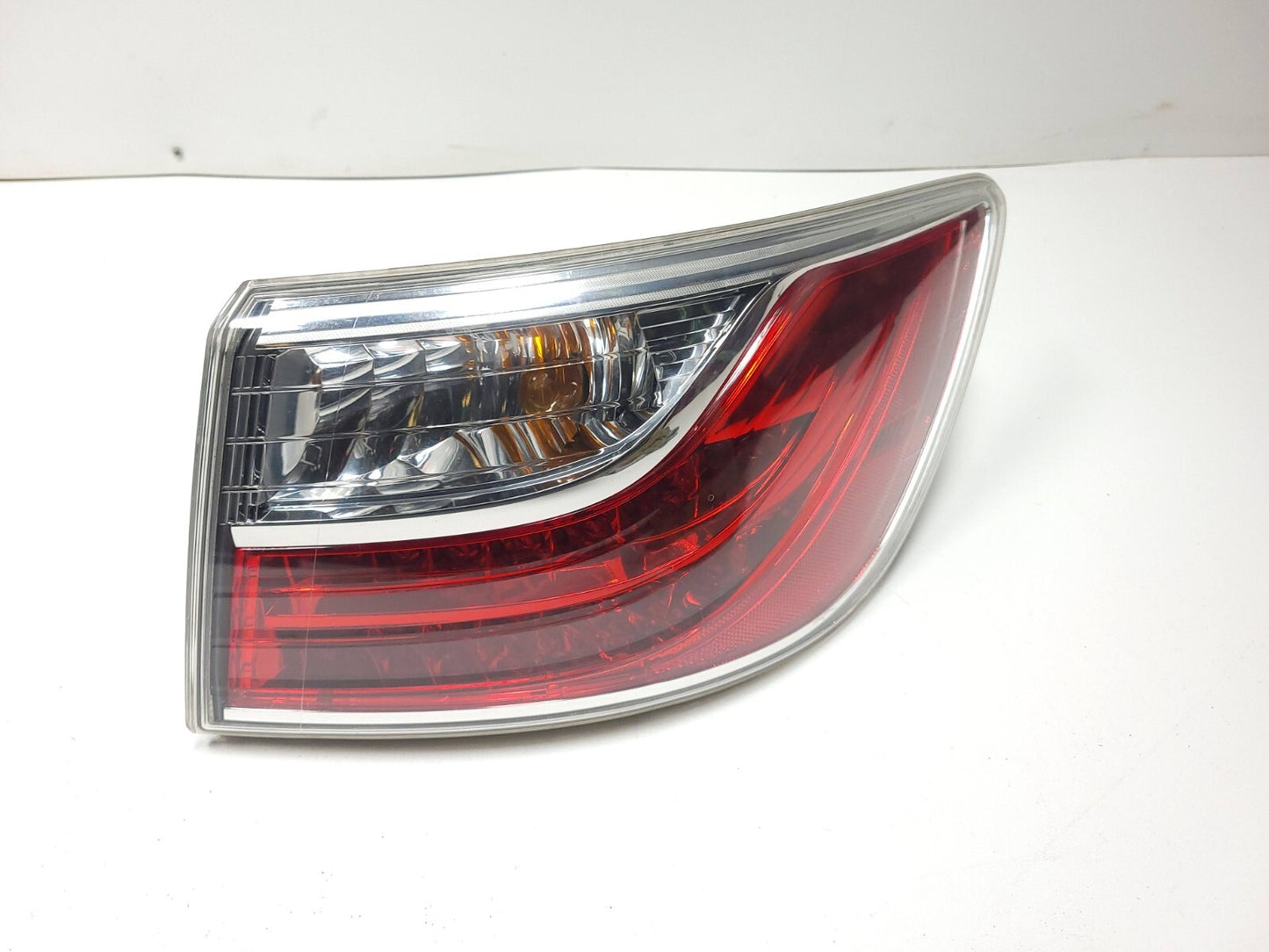 2010 - 2012 Mazda Cx-9 Tail Light Left & Right 4pcs OEM