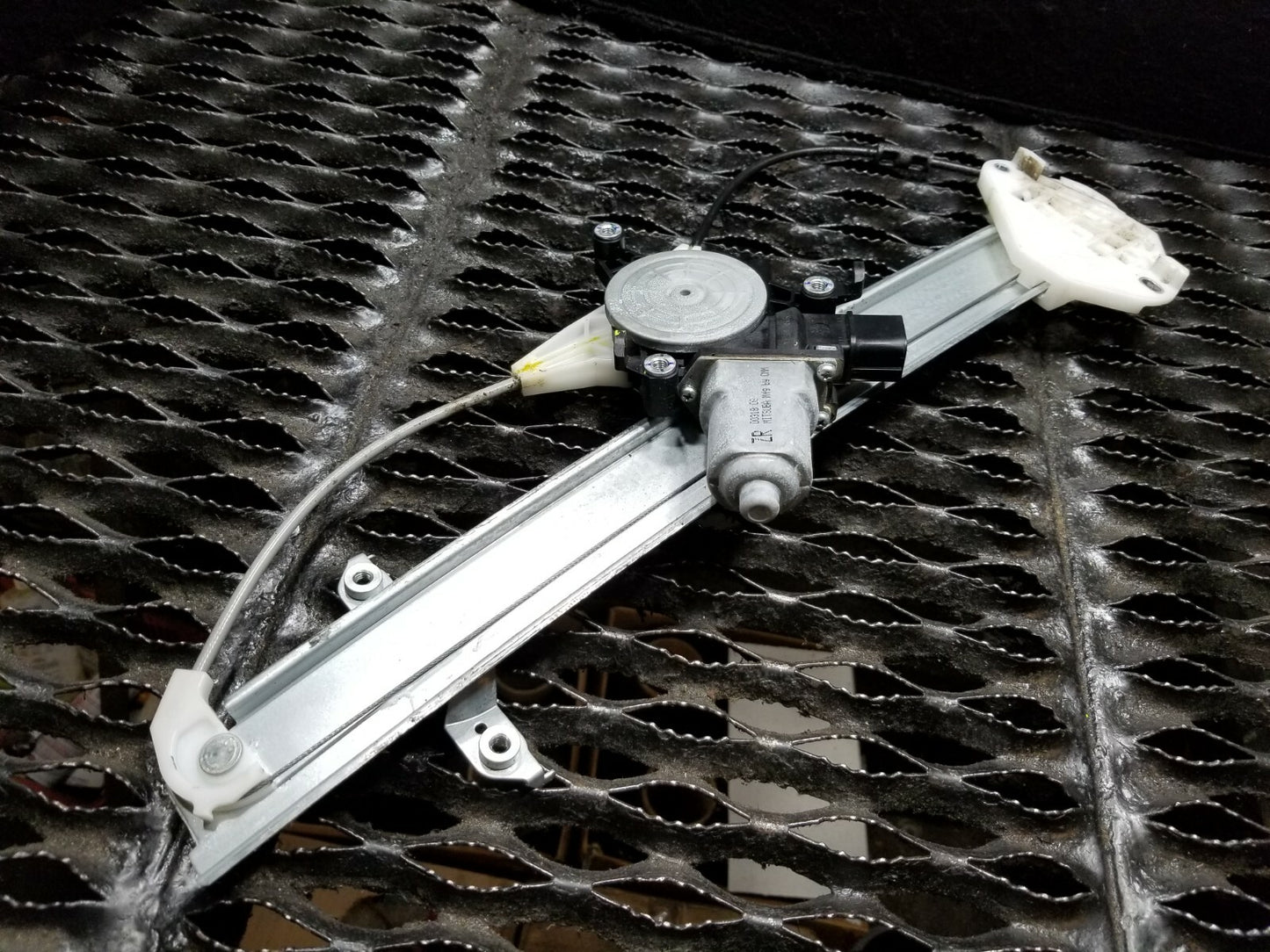 2010 Subaru Legacy Window Regulator Motor Rear Passenger Side Right OEM