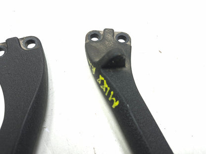 2008 Harley-davidson Dyna Fat Bob Fxdf Rear Foot Peg & Mount Bracket Lh & Rh OEM